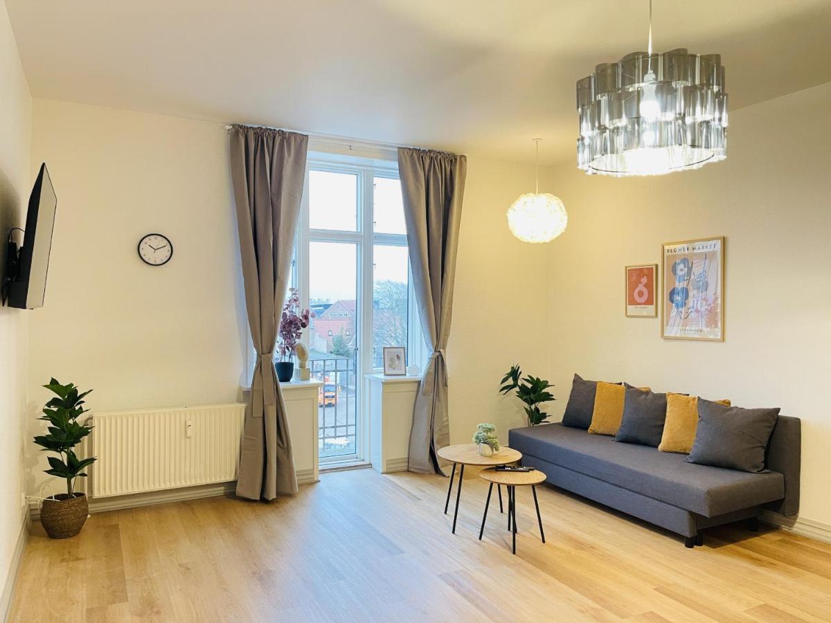 Aday - The Swanky Suite Hjørring Екстериор снимка